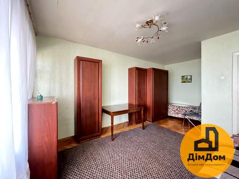 квартира за адресою Докучаєвська вул., 16