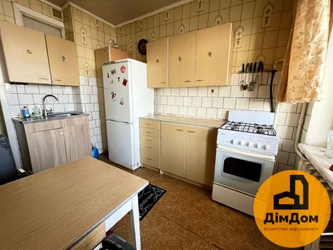 квартира за адресою Докучаєвська вул., 16