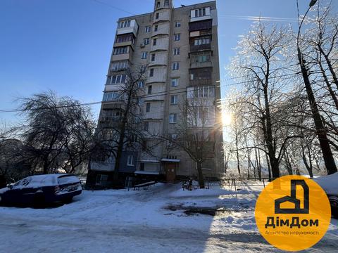 квартира за адресою Докучаєвська вул., 16