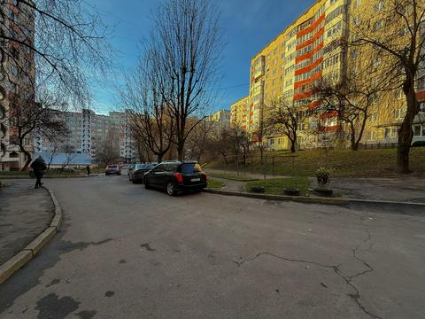 квартира за адресою Євгена Коновальця вул., 10