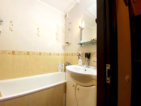 квартира за адресою Академіка Грушевського вул., 38