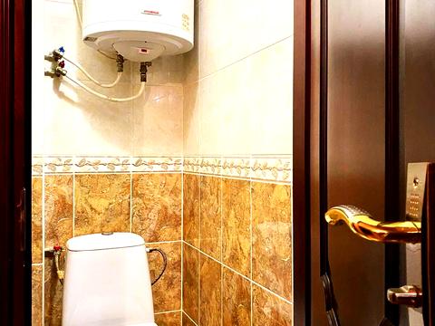 квартира за адресою Академіка Грушевського вул., 38