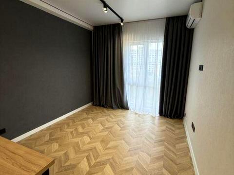 квартира за адресою Михайла Максимовича вул. (Онуфрія Трутенка), 28-Б