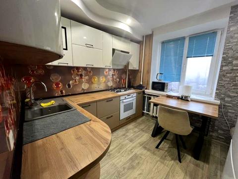 квартира по адресу Решетиловская ул. (Маршала Бирюзова), 86