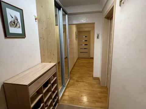 квартира за адресою Зодчих вул., 34