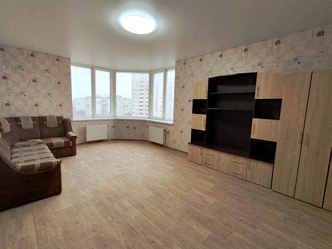 квартира за адресою Парусна вул. (Героїв Сталінграду), 20