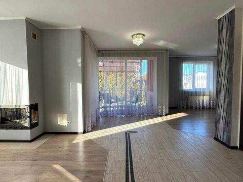 будинок за адресою с. Сокільники, Бічна Успенська вул., 16