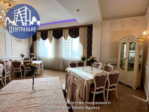 комерційна за адресою Руська вул., 242