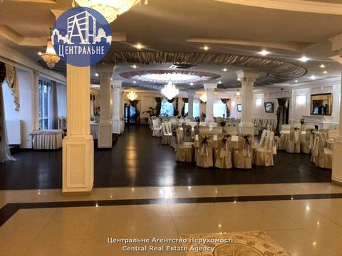 комерційна за адресою Руська вул., 242