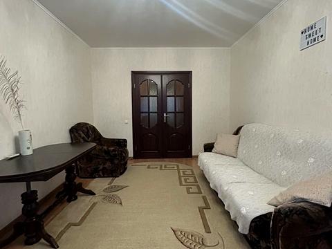 квартира за адресою Академіка Грушевського вул., 38