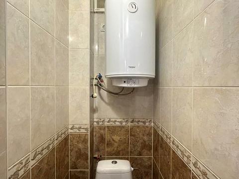 квартира за адресою Академіка Грушевського вул., 38