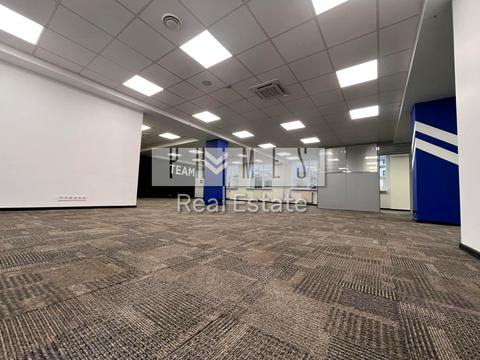 комерційна за адресою Київ, Степана Бандери просп. (Московський), 9