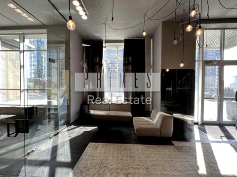 комерційна за адресою Андрія Верхогляда вул. (Михайла Драгомирова), 18-А