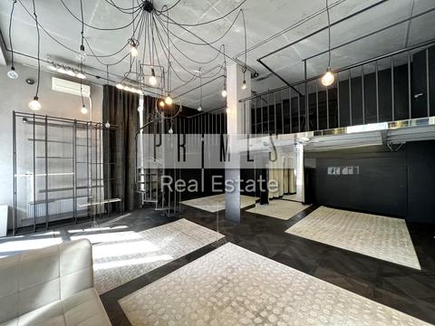 комерційна за адресою Андрія Верхогляда вул. (Михайла Драгомирова), 18-А