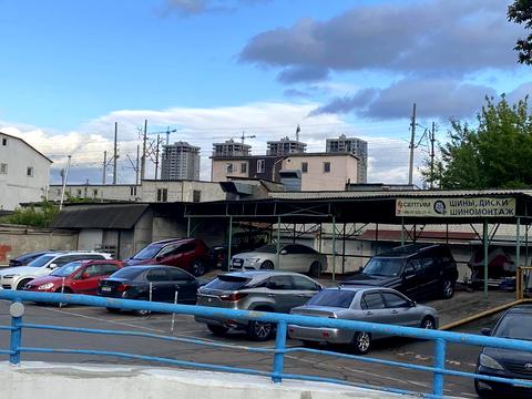 паркомісце за адресою Березняківська вул., 25