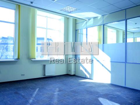 комерційна за адресою Київ, Степана Бандери просп. (Московський), 9