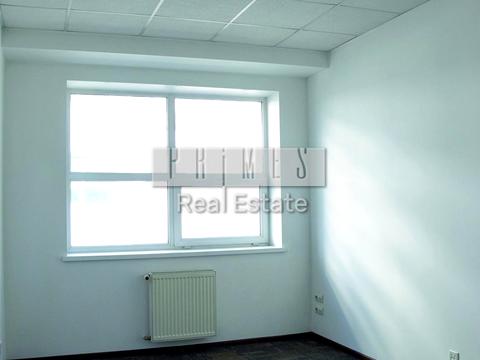 комерційна за адресою Київ, Степана Бандери просп. (Московський), 9