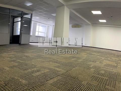 комерційна за адресою Київ, Степана Бандери просп. (Московський), 9