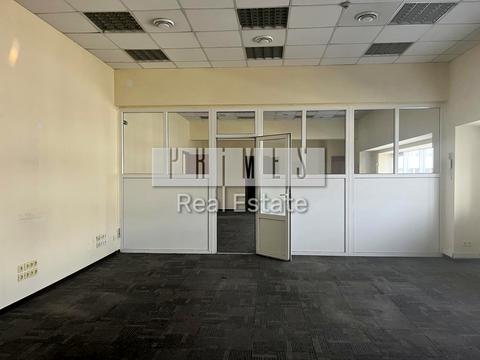 комерційна за адресою Київ, Степана Бандери просп. (Московський), 9