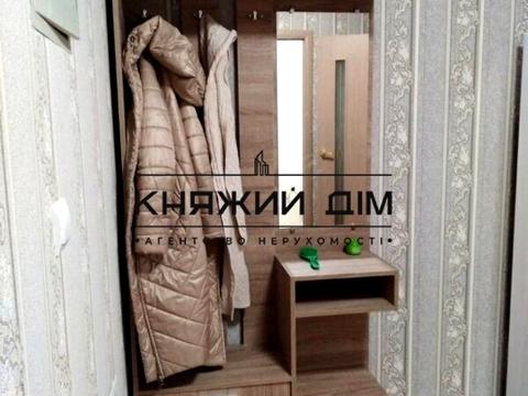 квартира за адресою Василя Симоненка вул., 105