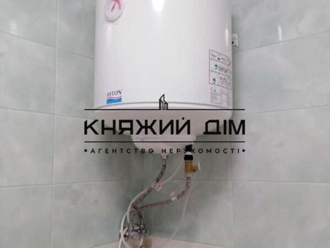 квартира за адресою Василя Симоненка вул., 105