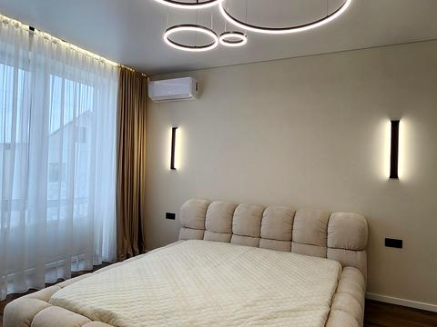 будинок за адресою Вишнева вул.