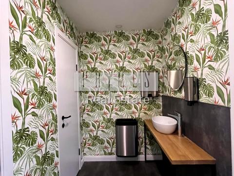 комерційна за адресою Степана Бандери просп. (Московський), 9