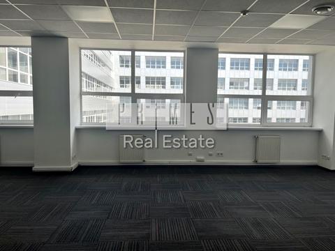 комерційна за адресою Степана Бандери просп. (Московський), 9