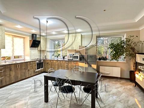 будинок за адресою Берестейський просп. (Перемоги)