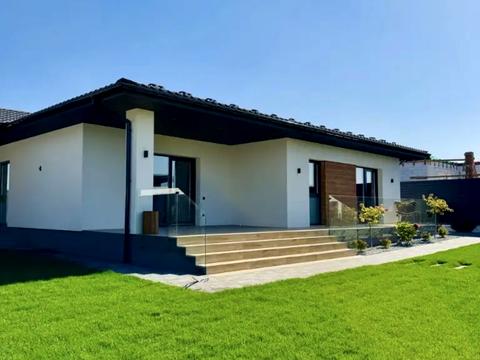 дом по адресу Зоряна