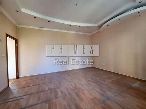 комерційна за адресою Костельна вул., 6