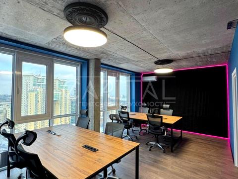 коммерческая по адресу вул. Михайла Бойчука, 41