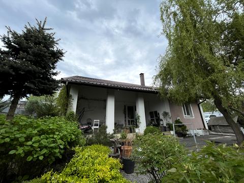 будинок за адресою Свято-Покровська вул. (Леніна)