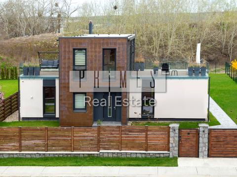 дом по адресу Февральская ул.