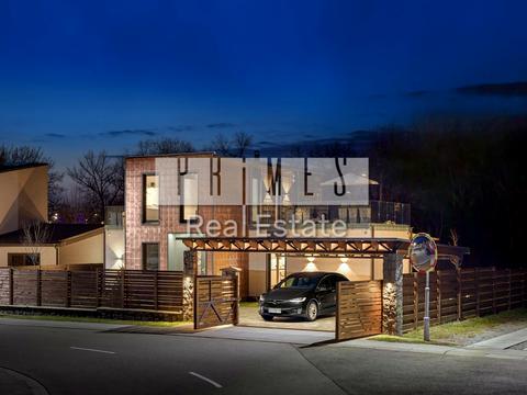 дом по адресу Февральская ул.