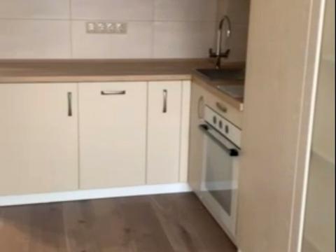 квартира за адресою Героїв Небесної Сотні просп., 26/21