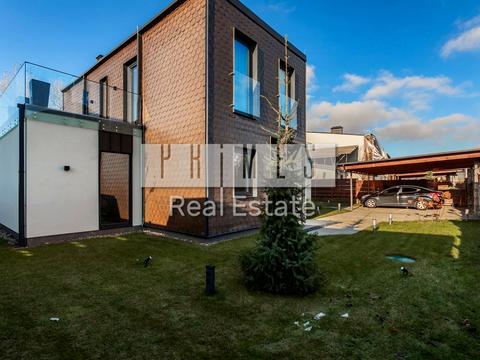 дом по адресу Февральская ул.