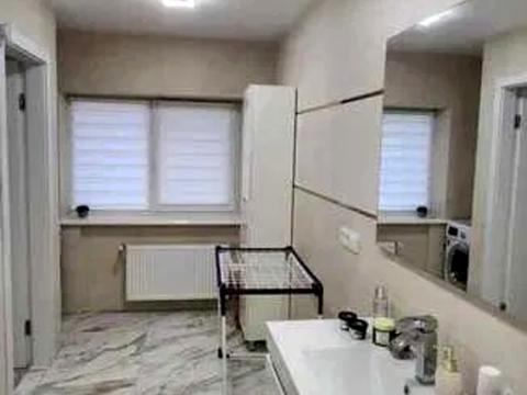 квартира за адресою Льва Ландау просп. (50-річчя СРСР), 52-Б