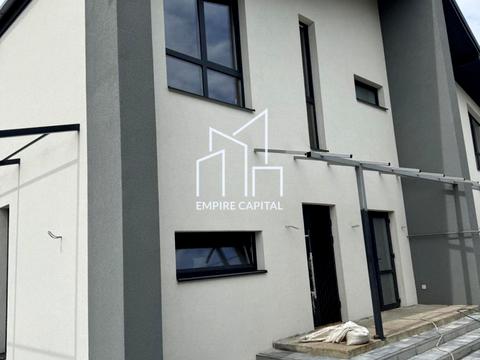 будинок за адресою Степана Бандери вул.