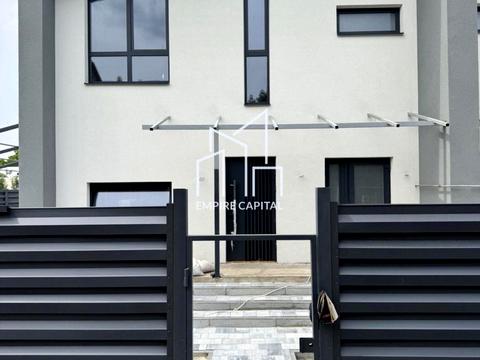 будинок за адресою Степана Бандери вул.