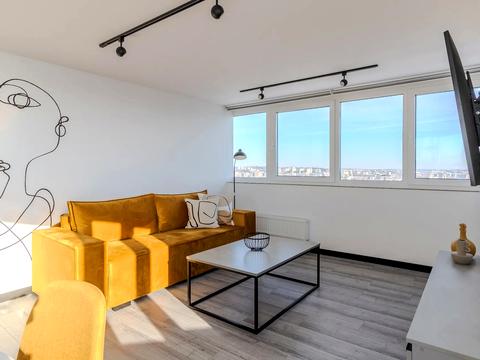 квартира за адресою В'ячеслава Чорновола просп. (), 77