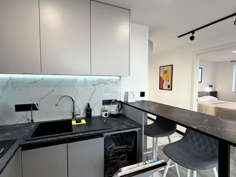 квартира за адресою В'ячеслава Чорновола просп. (), 77