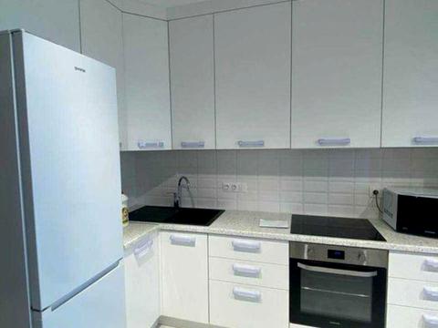 квартира за адресою Дніпровська набережна вул., 18-Б