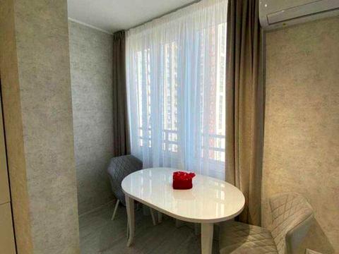 квартира за адресою Дніпровська набережна вул., 18-Б