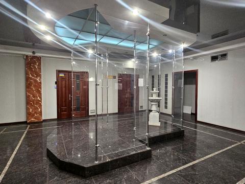 комерційна за адресою Байди Вишневецького вул., 37