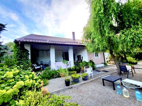 будинок за адресою Свято-Покровська вул. (Леніна), 236