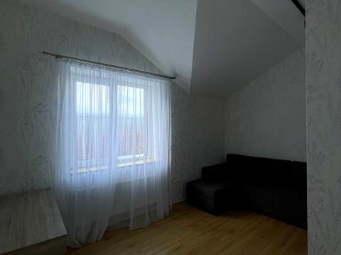 будинок за адресою с. Брюховичі, Невеличука вул., 32