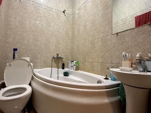 квартира за адресою Писаржевського вул., 18