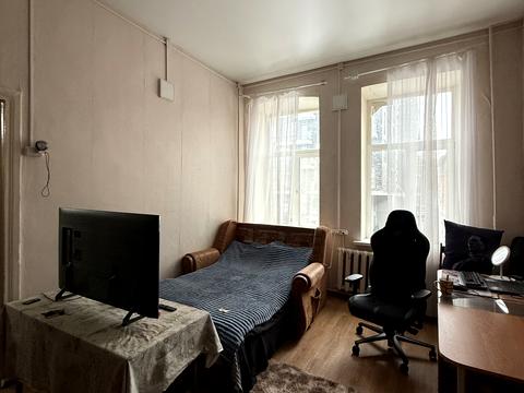 квартира за адресою Писаржевського вул., 18