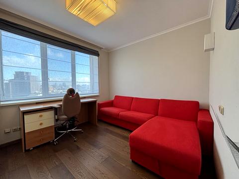 квартира за адресою В'ячеслава Чорновола вул., 20